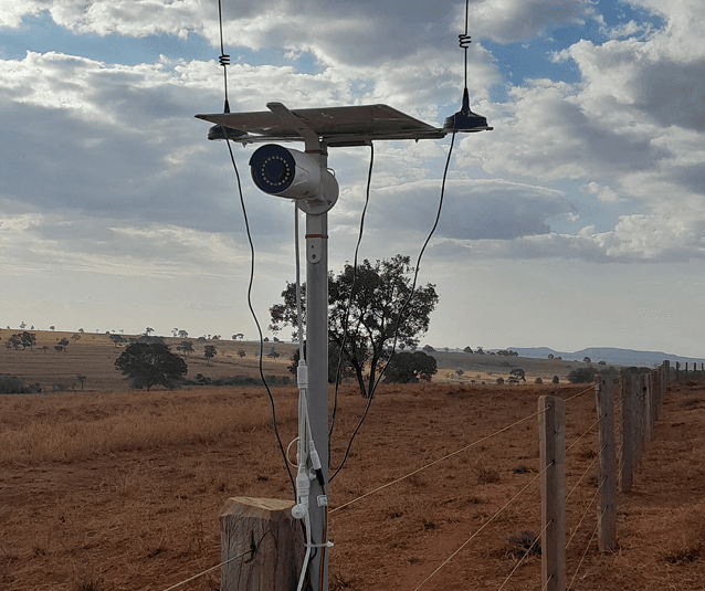 Equipamento AgroNet-5G, solução de rede privativa 5G standalone com gNodeB e 5G Core integrados para o agronegócio